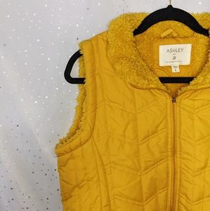 ASHLEY BY 26 INTERNATIONAL YELLOW PUFFER VEST